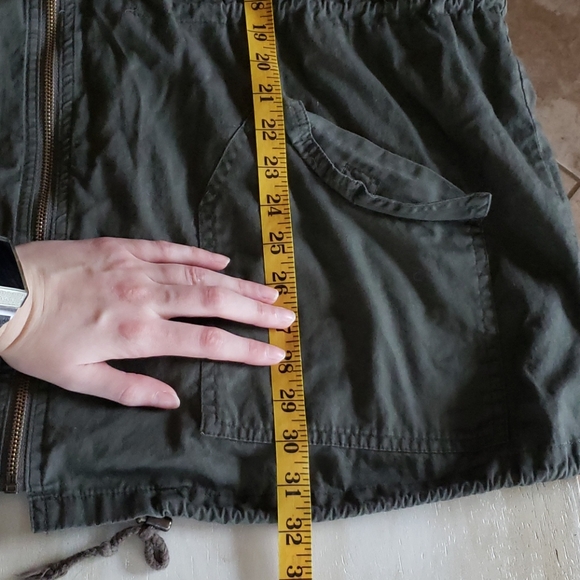 Army Green Hooded with Pockets - Picture 10 of 13